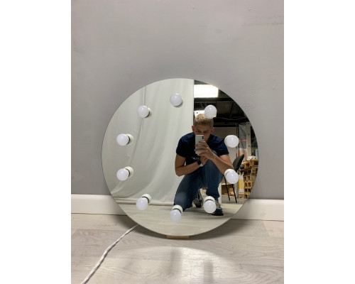 Круглое настенное гримерное зеркало с подсветкой 60х60